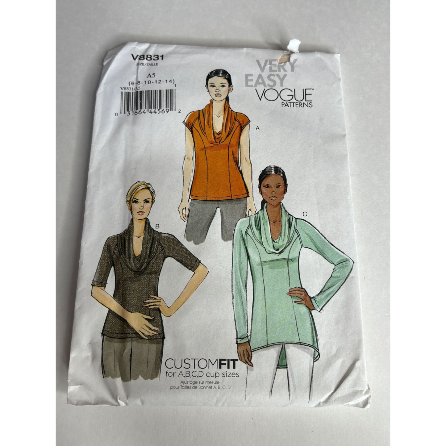 Vogue Sewing Pattern V8831 Misses Top and Tunic Easy Deep Cowl Neck 6-14 UC