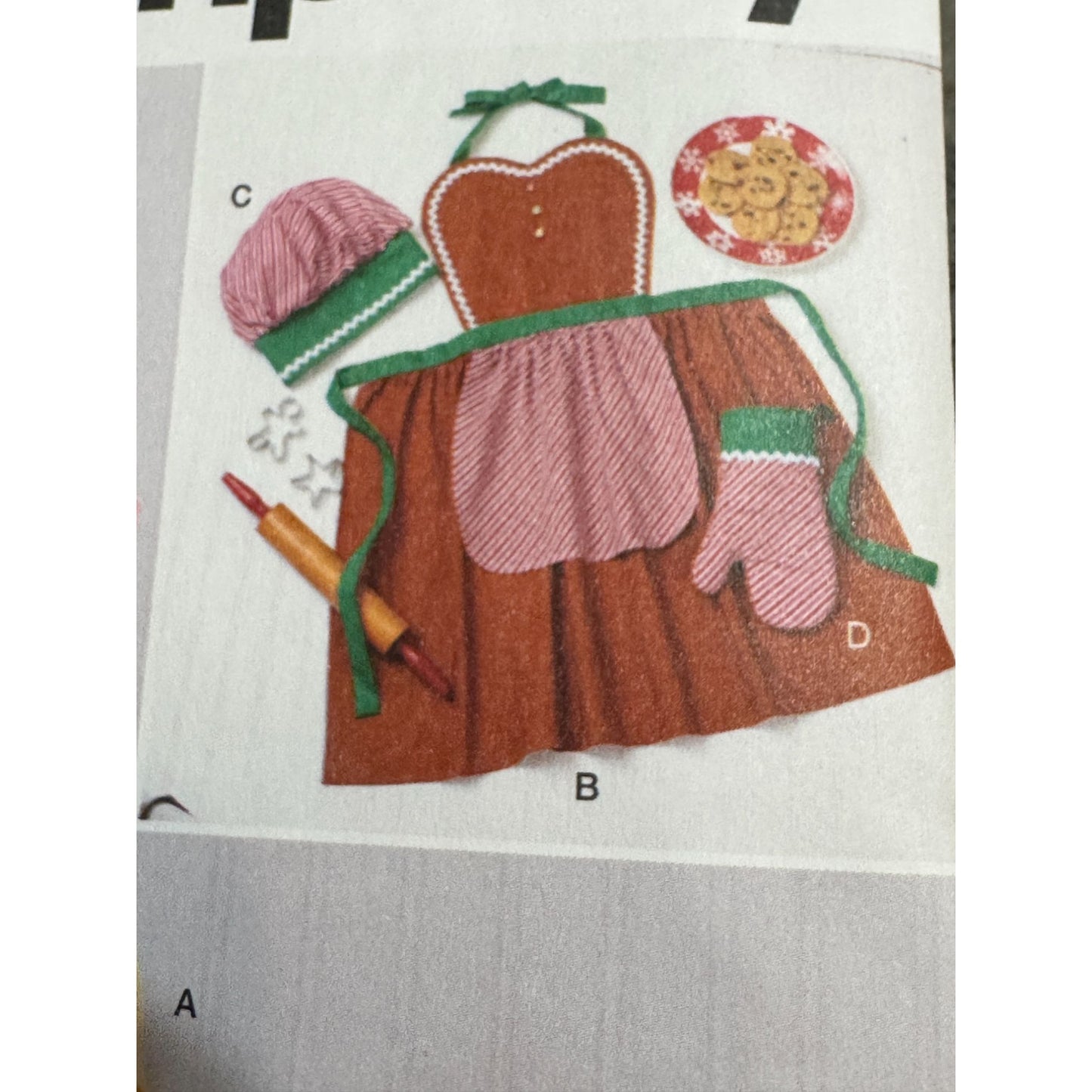 Simplicity Sewing Pattern R12192 Mother Daughter Matching Aprons Christmas Uncut