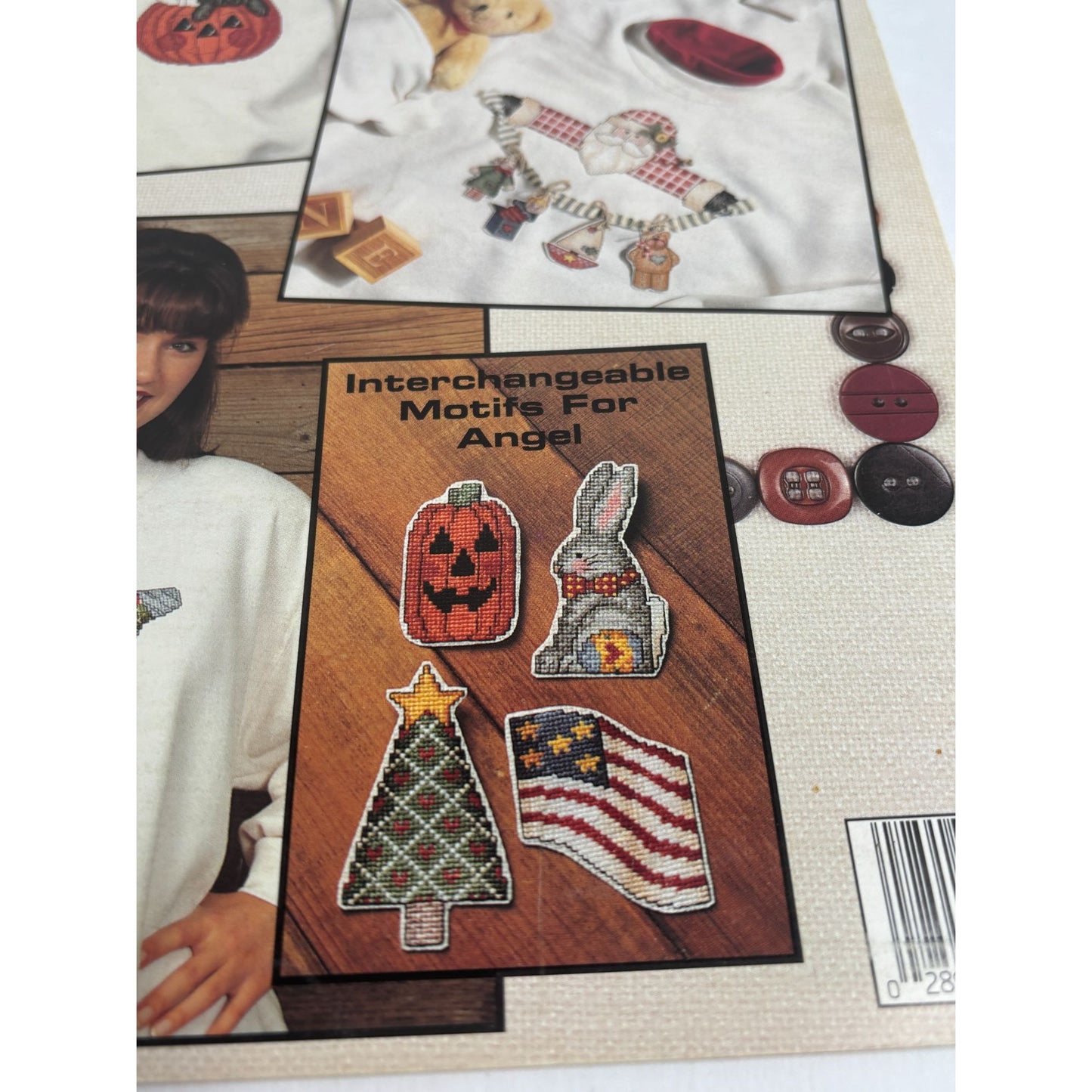 Leisure Arts Cross Stitch Pattern Leaflet Buttoned Up for the Holidays Halloween